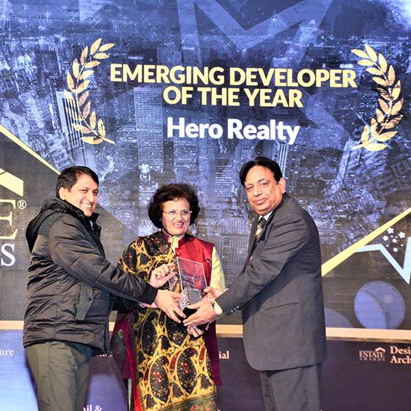 Hero Realty won "Emerging Developer Of The Year" Award at 9th Annual Estate Awards 2017 Update